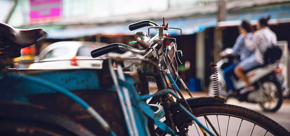 Explore Sigiriya on a bike