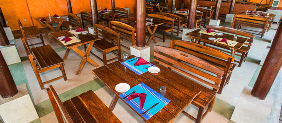 Theater kitchen and relaxed seating at the Fisherman's Wharf Seafood Restaurant