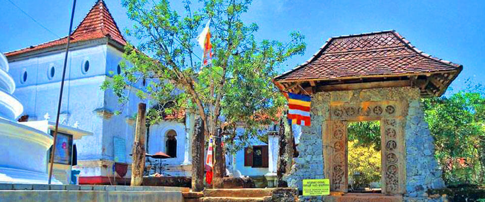 Galapatha Raja Maha Viharaya at Beruwala, Sri Lanka